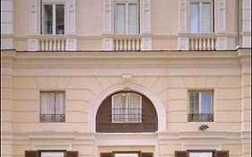 Hotel Embassy